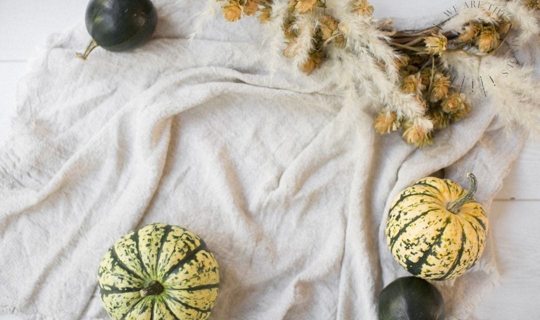 pumpkin dinner table decoration